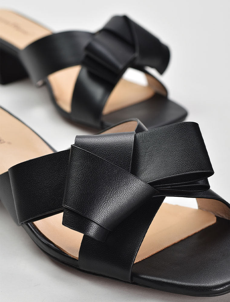 Front Bow Detail Slide Sandals, Black