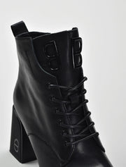 Lace-Up V-Toe "B" Letter Embellishment Boots, Black