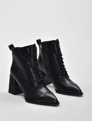 Lace-Up V-Toe "B" Letter Embellishment Boots, Black3